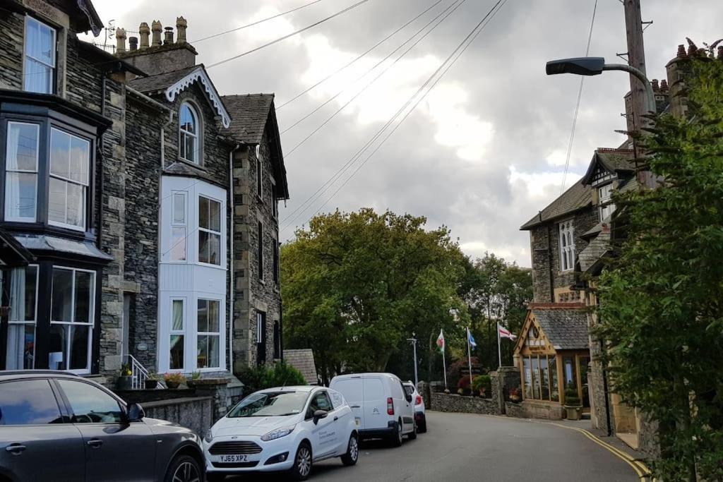 Lyndale Self-Catering Apartment Sleeps 4 Windermere Kültér fotó