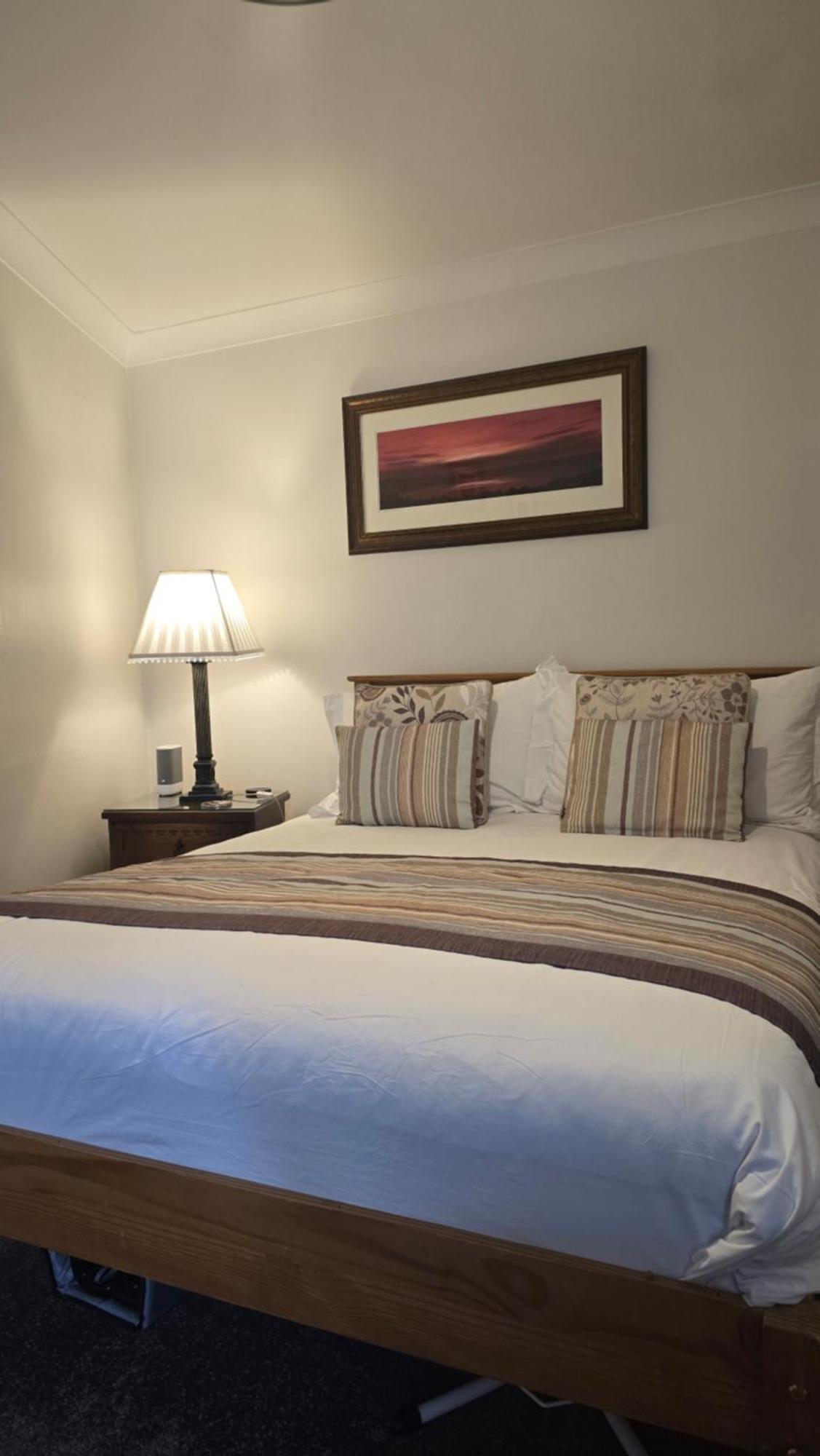 Lyndale Self-Catering Apartment Sleeps 4 Windermere Kültér fotó